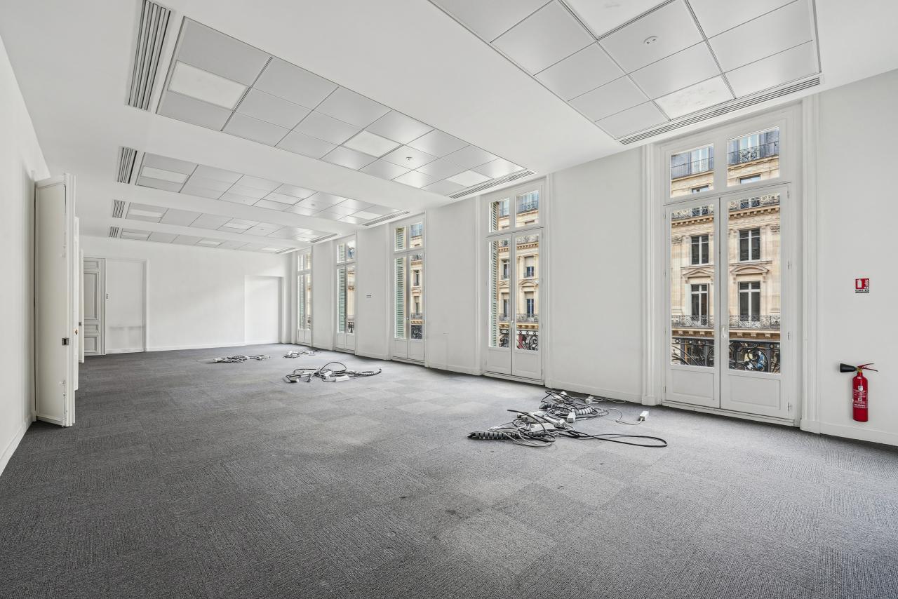 Bureau Paris 958m² Location bureau Paris OLBUR2419480 8